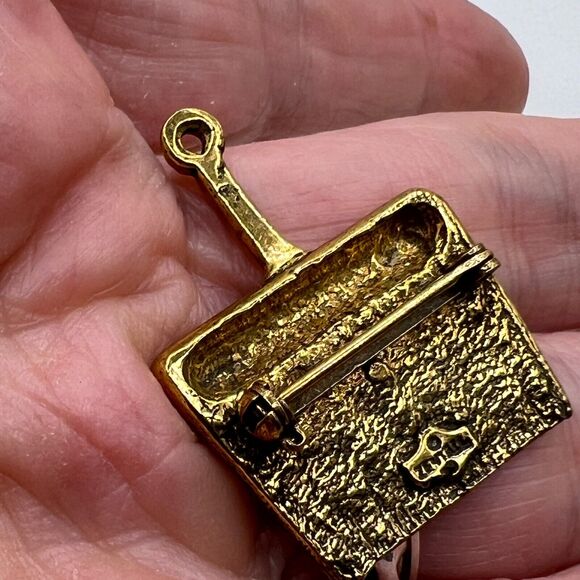 Signed Robert ZENTALL Vintage Crumb Catcher Dust Pan BROOCH Pin Costume Jewelry - Picture 5 of 6